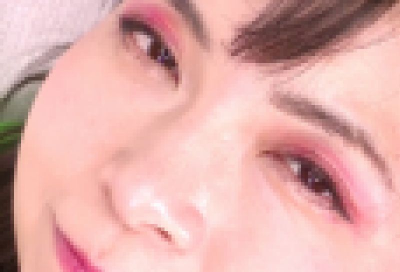 女優の顔に接写1 サンプル画像