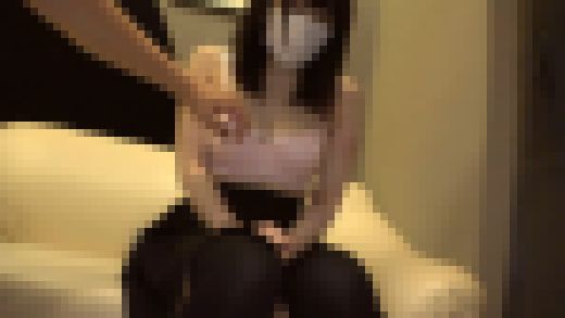 【個撮】敏感ドスケベ黒ニーソ娘初流出　サンプル画像1