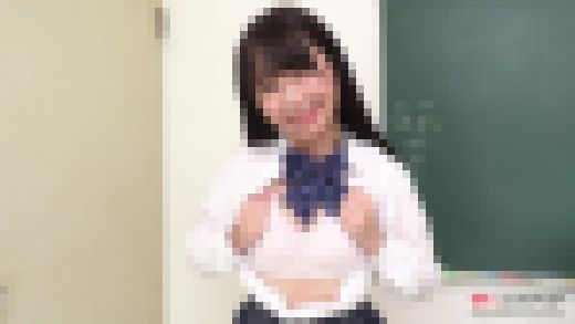 成田つむぎ パンツ見せからお手伝いまで！驚きの展開に大興奮！挑発パンチラ　サンプル画像1