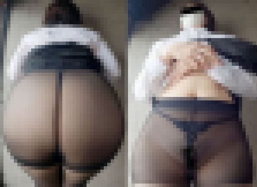 【ワンコイン人妻パンチラ】浮気相手の指示で玉パン履きながら演奏するピアニストおばさん　サンプル画像2