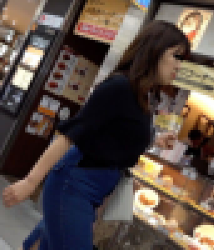 おかず332（肉弾スプラッシュな某女子アナ似な超わがままH乳お姉様） サンプル画像
