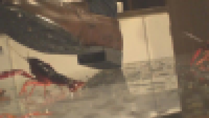 めいちゃんのローファー、ガラステーブルでザリCRUSHー２ サンプル画像