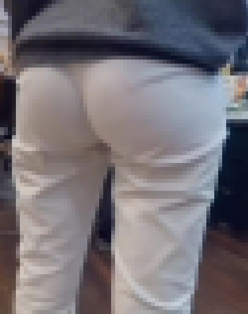 肌感ある白パンツTバック美女 サンプル画像3