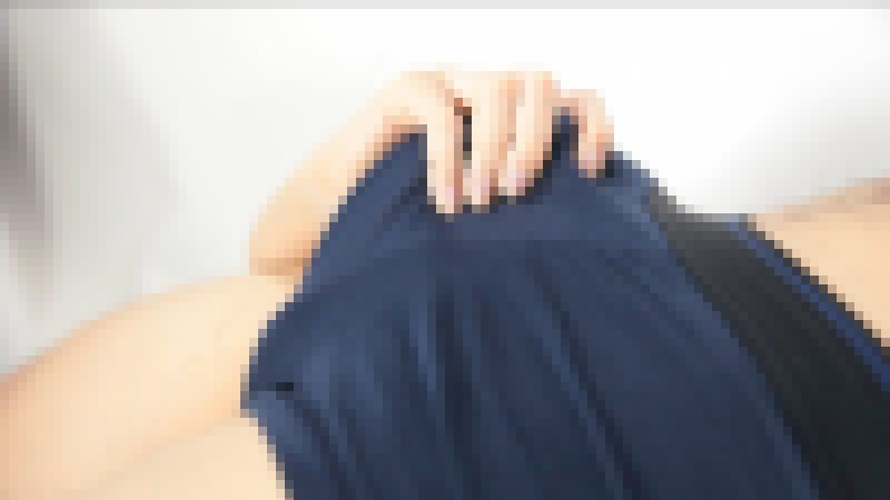 手コキフェチ　パンツの上から女性の手で男性器を触るｆ753 サンプル画像