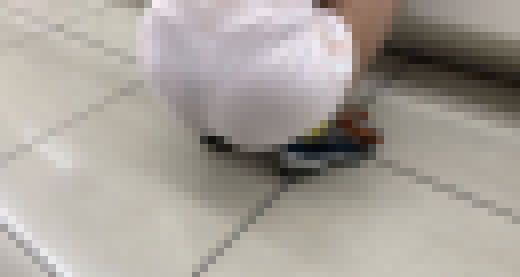 【盗撮】コンビニで買い物中のギャルを隠し撮り　サンプル画像3