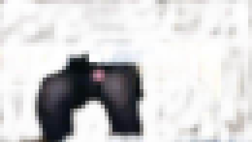 【４ｋ】※顔出し※爆エロ♡足組から見えたパ●ツ♡アイドル級の○○レディの黒タイツ　サンプル画像2