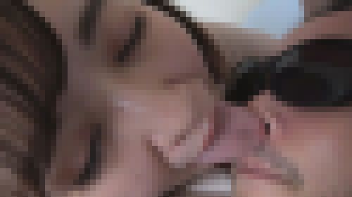 手に唾液を垂らして私の顔に唾パックし鼻下＆鼻腔を執拗に舌でほじる変態女子（完全オリジナル）　サンプル画像2