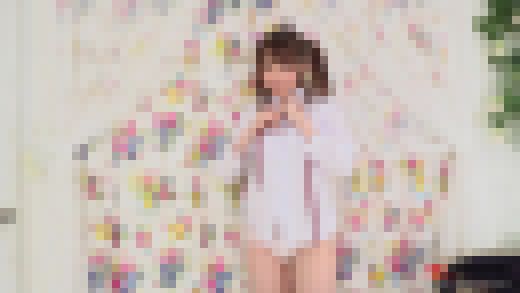 本上麦 4K動画 服を脱がせて妹のピンク色乳首が見たい！野球拳　サンプル画像2