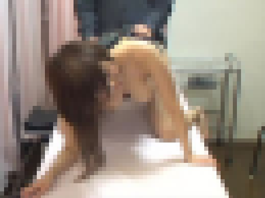 堅物で用心深い妻を定期婦人検診と騙し…！File.1　サンプル画像3