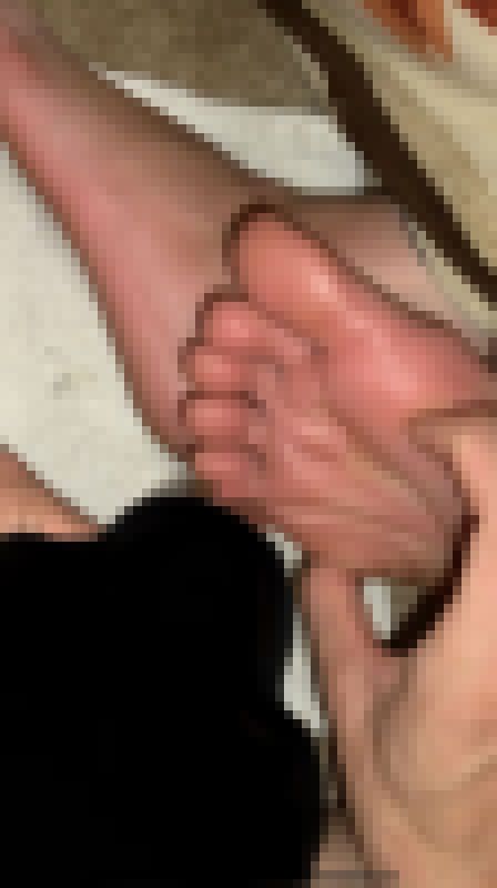 女友達の足にぶっかけ サンプル画像
