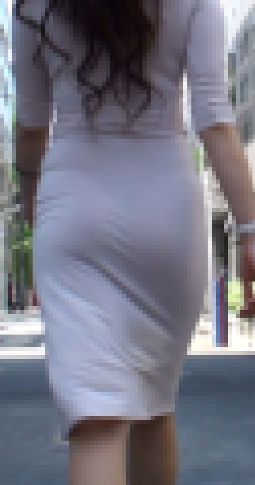 Hさんパート3　パンティーライン　透け　尻 サンプル画像