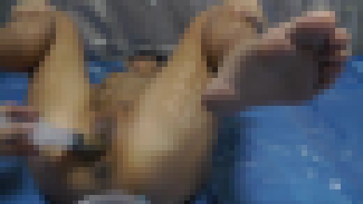 【V016】変態日焼け金粉　サンプル画像1