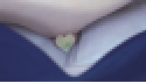 [4K][食い込み]縦スジくっきり！親族の式に出席した未成年(18)の美しい乳首　サンプル画像1