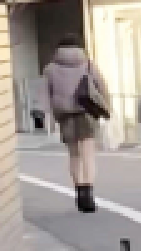 素人 052 ミニスカブーツ女子大生 リアルだるまさんが転んだ3のfinal サンプル画像