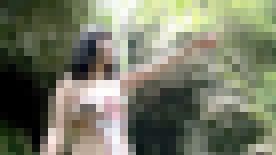 おっぱいはニップレ スのみ、下はハイレグ、ほぼ全裸 サンプル画像