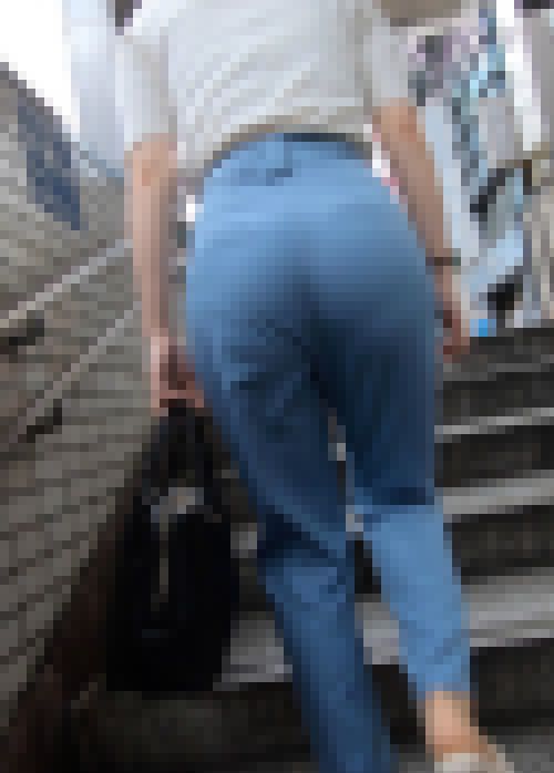 クロッチを楽しめる、OLヒップ　サンプル画像2