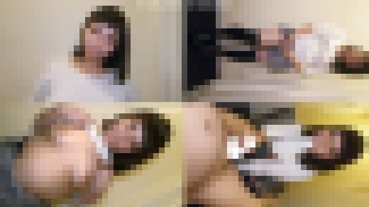 【ネカフェの個室でおちんぽ可愛がりフェラ】低身長むっちり娘が満面の笑みで中年黒ちんぽにむしゃぶりついて搾ザーのアルバイト☆　サンプル画像1