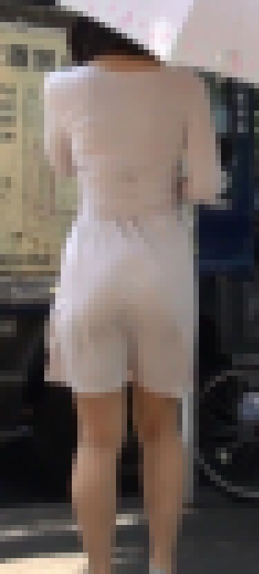 Eさんパート4 パンティーライン 透け 尻 サンプル画像