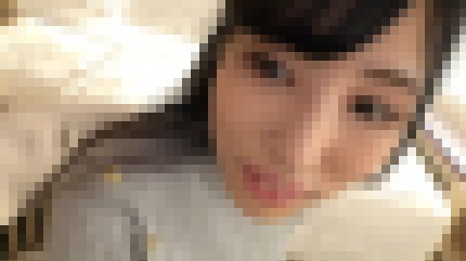 初心な20歳専門学校生がスレンダー巨乳の体を激しく突かれて乱れる サンプル画像