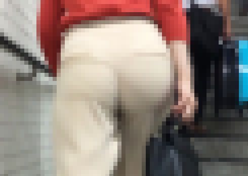 《◆最終値下げ◆》 【まん丸ぷるぷるお尻の感じが映し出される極薄生地のワイドパンツ着衣尻】 サンプル画像