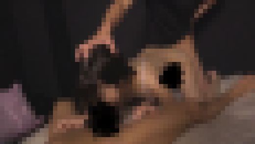 【黒髪ロング×乱交】黒髪ロングの清楚系スレンダー美少女を複数人で連続中出し!!　サンプル画像1