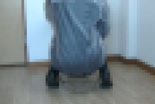 カッパの中でおしっこお漏らし　サンプル画像2