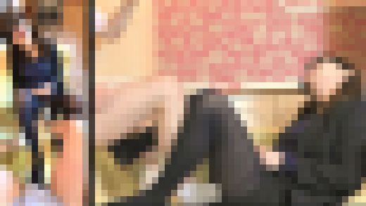 【初登場！アヘ顔OL】【黒タイツ×スーツ】【感度◎】【足舐め★超接写】【足コキ射】タイツ美女の足指を舐めつくす！えりな25才前編　サンプル画像2