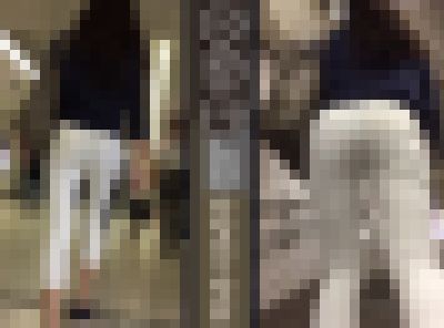 【#0064@293+294】アオリ角度から見上げるそのクロッチ…まるでイチョウの葉！ サンプル画像