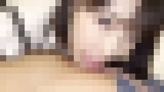 【素人個撮】正統派な美少女に見せかけた幼声の小悪魔系女子_連続搾取からの●●プレイまで収録　サンプル画像1