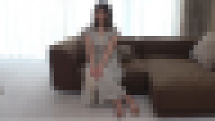 35歳の給食センター職員が性欲が溜まった体を巨根で突かれアソコをベトベトにして喘ぐ　サンプル画像1