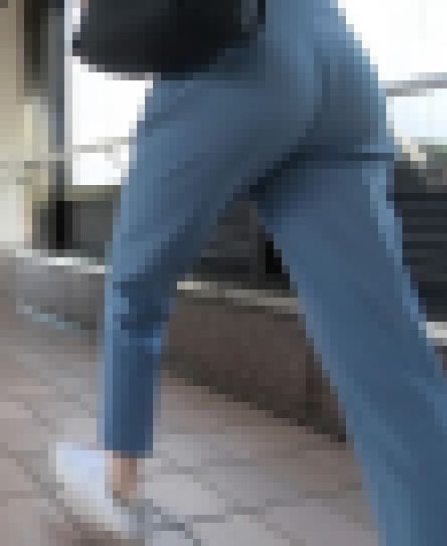 健康的な肉体のエチ尻OL　サンプル画像2