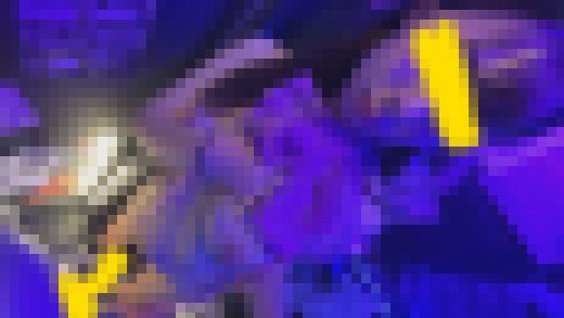 痴漢が出来るアイドルイベント　推しの乳房を揉みしだく！　サンプル画像1