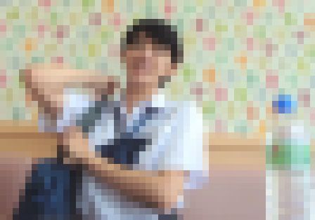 職権乱用!極悪手口盗撮～面接中にパンツを盗られる乙女たちNo.4(あ○ちゃん激似制服女子編～水玉Pで昇天～)　サンプル画像2