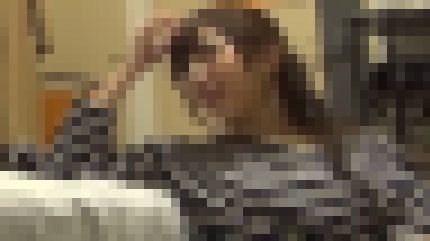 スレンダー美巨乳の23歳人妻がナンパ男の部屋に来て他人棒で日頃の欲求不満を解消 サンプル画像