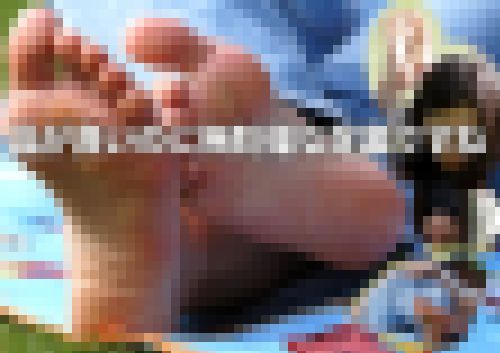 品が良いのに無防備な足裏ですね（２名分） サンプル画像