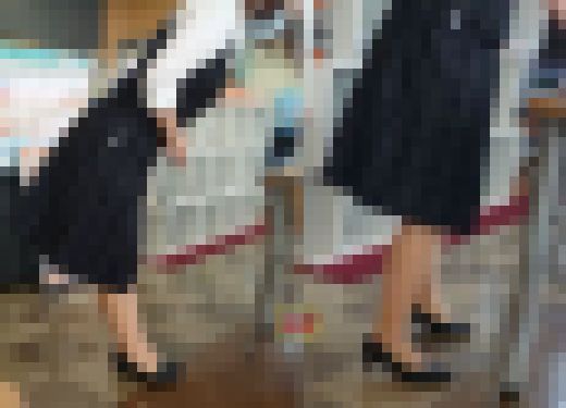 追っかけシリーズ　★カーディーラーのお姉さん★　サンプル画像1