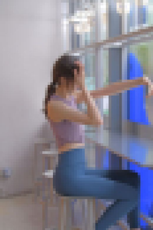 ネイビーレギンス①２K動画 いやらしい臀部と脚線美　サンプル画像2