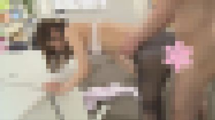 社内で唯一の黒パンスト女子②　サンプル画像3