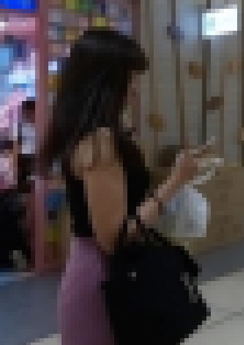 エロいケツした美女OL サンプル画像1