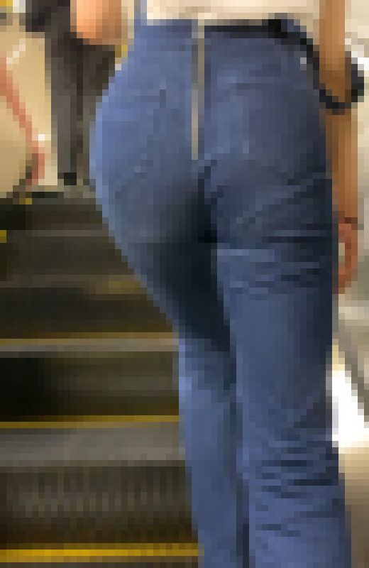 【デニム娘のデカ尻】デニムデカ尻のお尻です。左右に揺れるぶるっぶるっのデカバック挿入でハメ！キメ！イク女！【701】　サンプル画像2