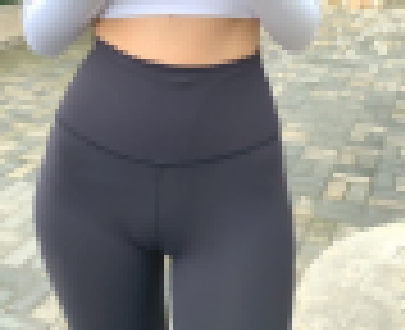 2K 黒レギンスピタパン２ BB 張り付くピタパン サンプル画像