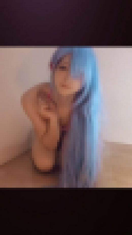 【個撮】青髪ロングヘアー女装して自撮りオナニーしてみた　サンプル画像1