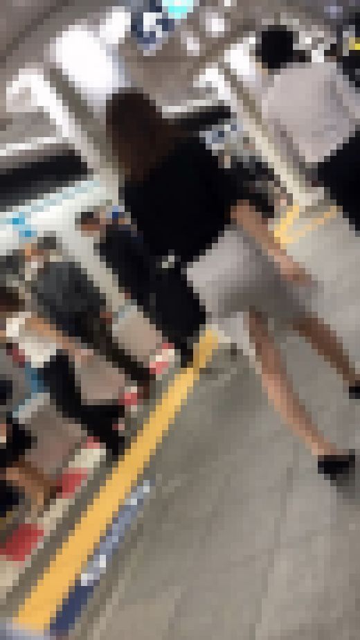 追い抜き際の眺め33　サンプル画像2