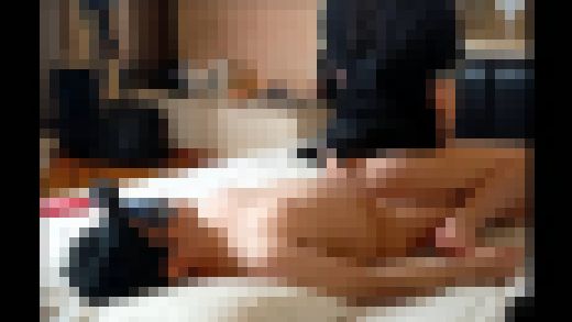 まだ逝っちゃだめ♡ 淫乱痴女のエチエチ責めに10分耐えれたら杭打ちピストン騎乗位で中出しセックスのご褒美!!　サンプル画像3