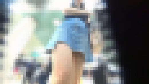 エロいお姉さん・駅　サンプル画像1