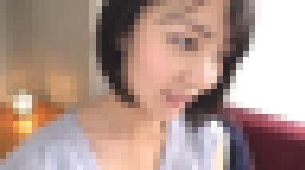 色白美巨乳の19歳フリーターが経験少ないアソコを濡らして快感に喘ぐ サンプル画像