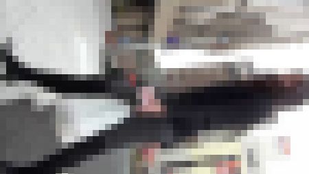 形の良い尻でムチムチ歩行のタイツOL　サンプル画像1