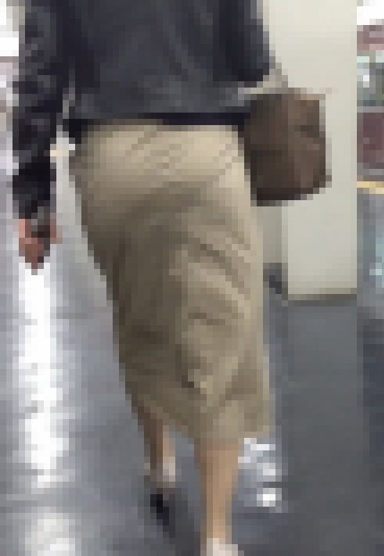 おかず439（尻肉の圧巻の肉厚！！デカ尻美人お姉様） サンプル画像