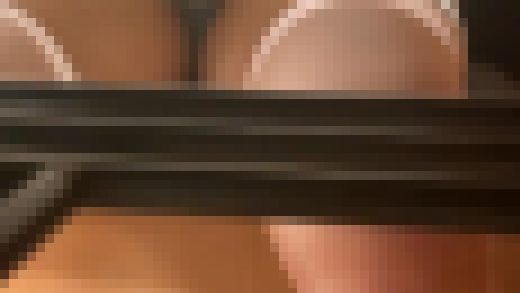 【パンチラ】【盗撮】気を許しているその隙に。　サンプル画像2