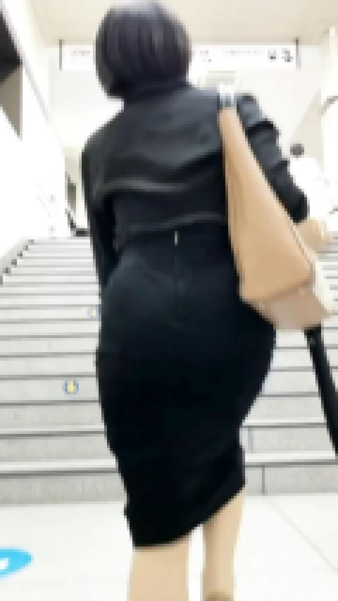 通勤ＯＬの階段ぷりぷり上り サンプル画像